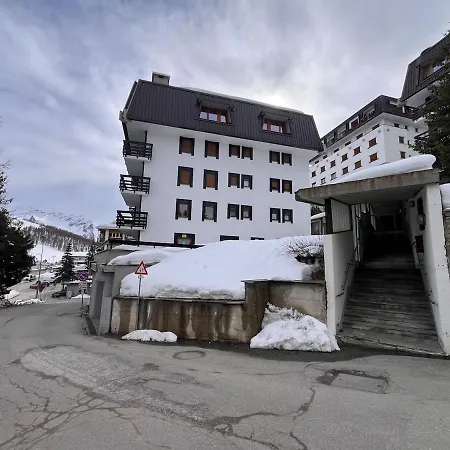 Le Marmotte, Relax, Walks, Golf, Wi-fi Sestriere